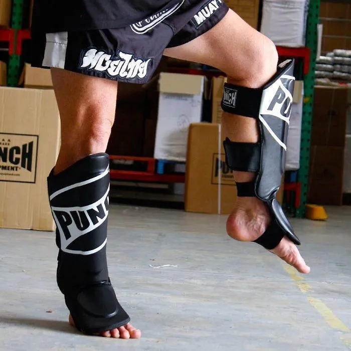 90435     ~ PUNCH SHIN PADS BLACK